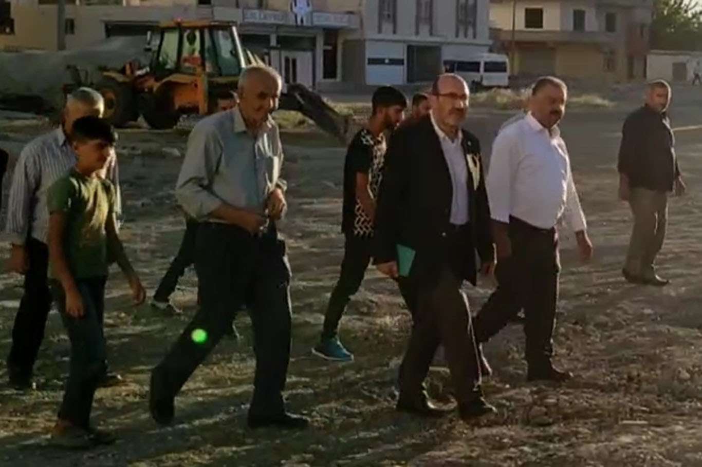 Bitirilmeyen proje dolmuş şoförleri ve otogar esnafını mağdur ediyor Bitirilmeyen proje dolmuş şoförleri ve otogar esnafını mağdur ediyor